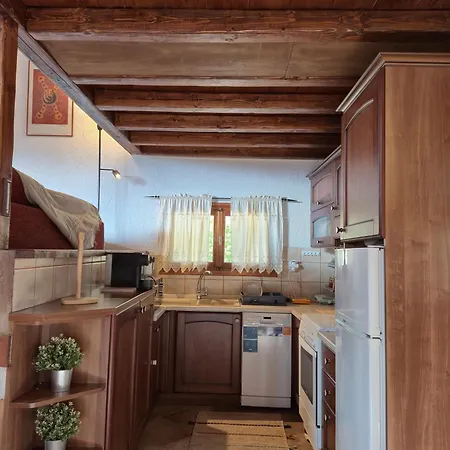 Σπίτι διακοπών Livadi Hideway By Alure Αράχωβα